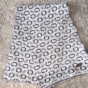 Guess Scarf